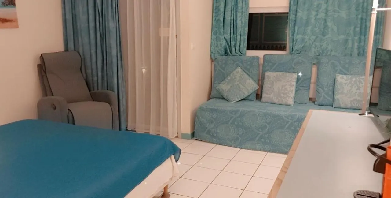 Studio Dans Residence Hoteliere Aux 3Ilets Pointe Du Bout Residence La Marina Carayou Les Trois-Ilets