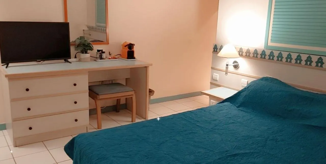 Studio Dans Residence Hoteliere Aux 3Ilets Pointe Du Bout Residence La Marina Carayou Les Trois-Ilets Aparthotel